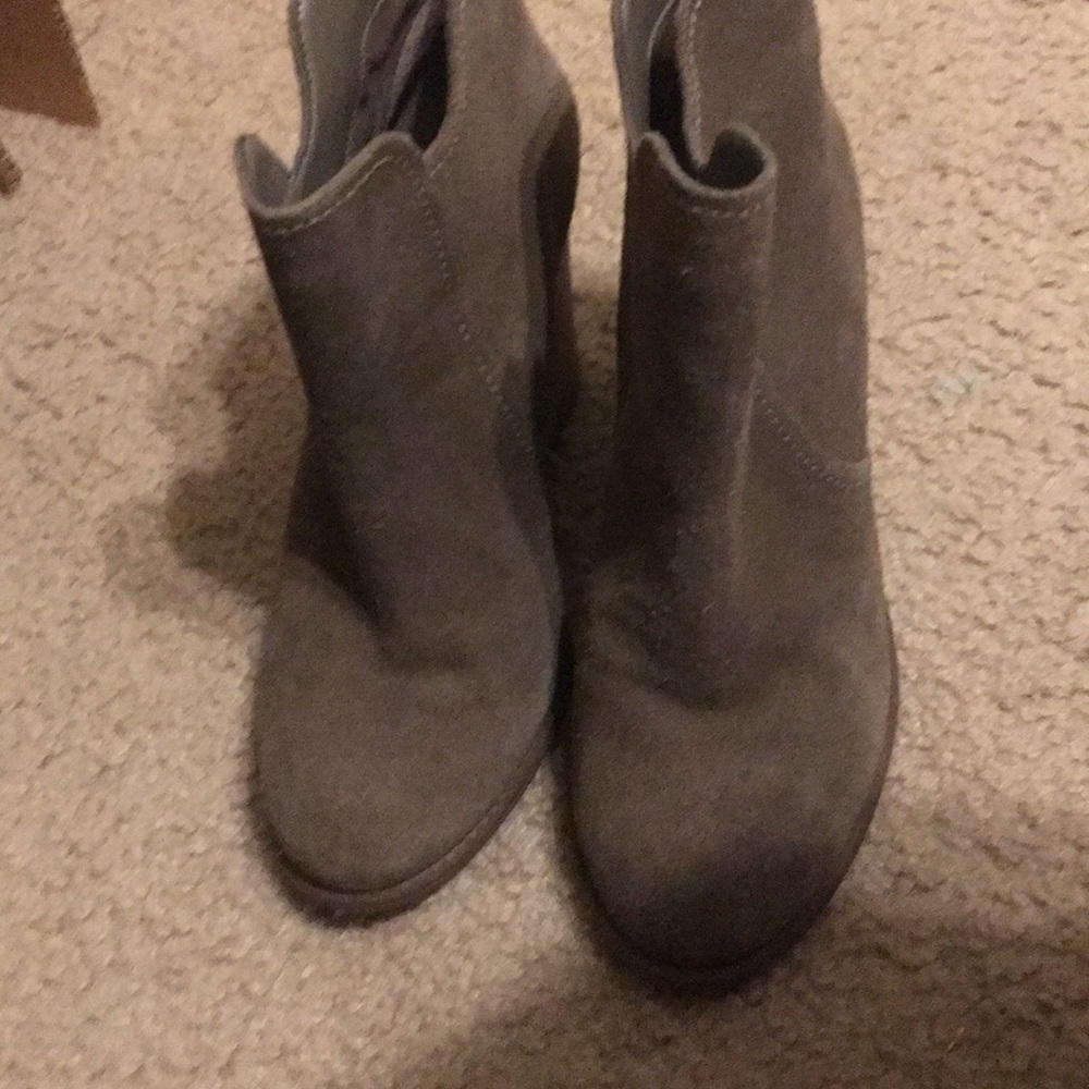 Jessica Simpson ankle boots